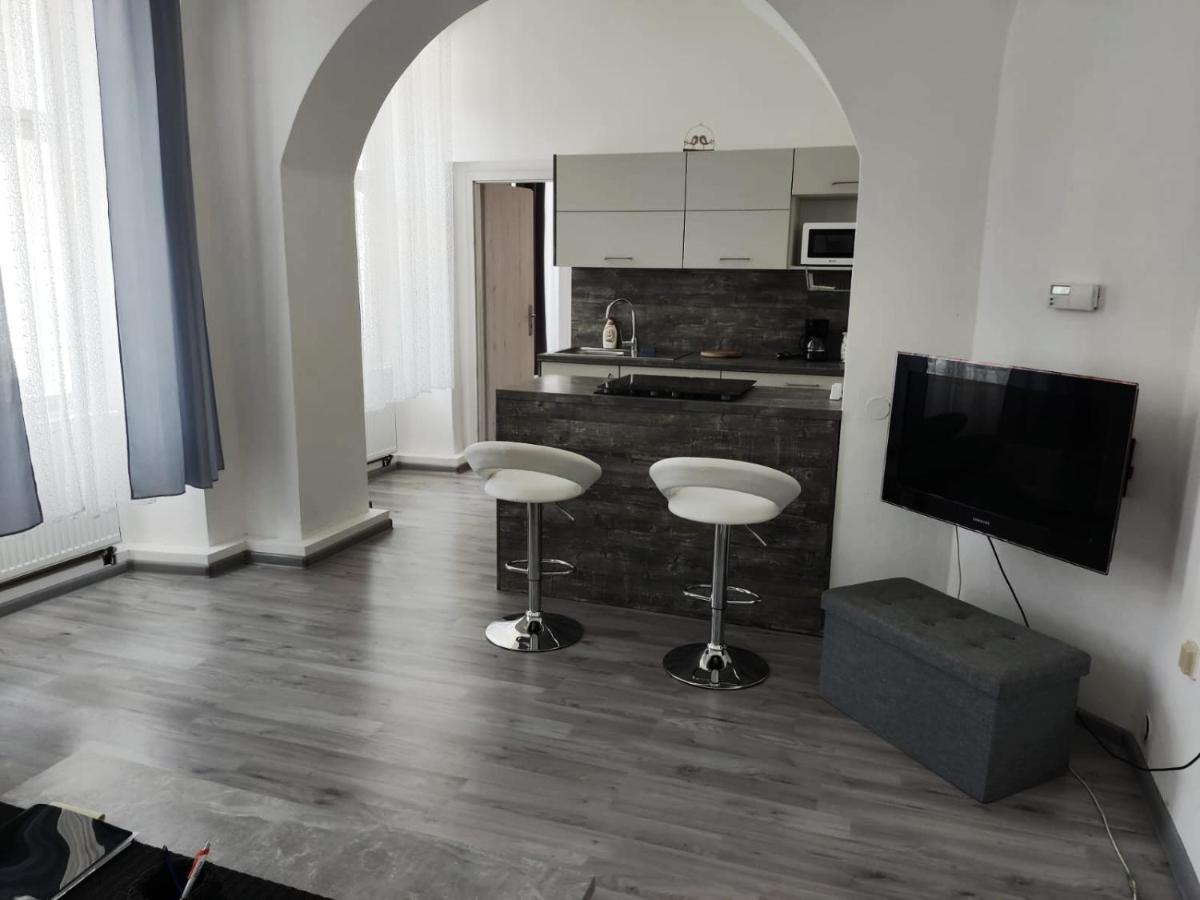 Apartman U Kostela Apartment Loket Exterior photo